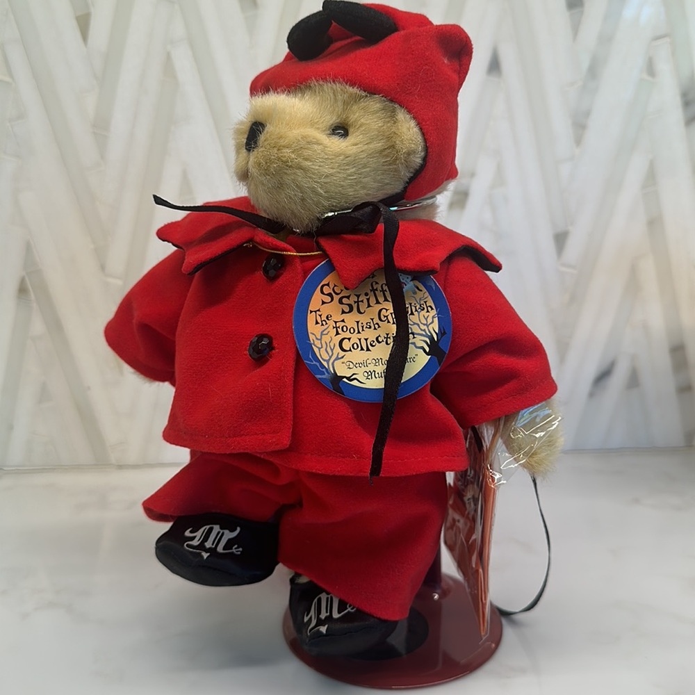 VINTAGE 1997 Muffy VanderBear “Foolish Ghoulish” with tags.